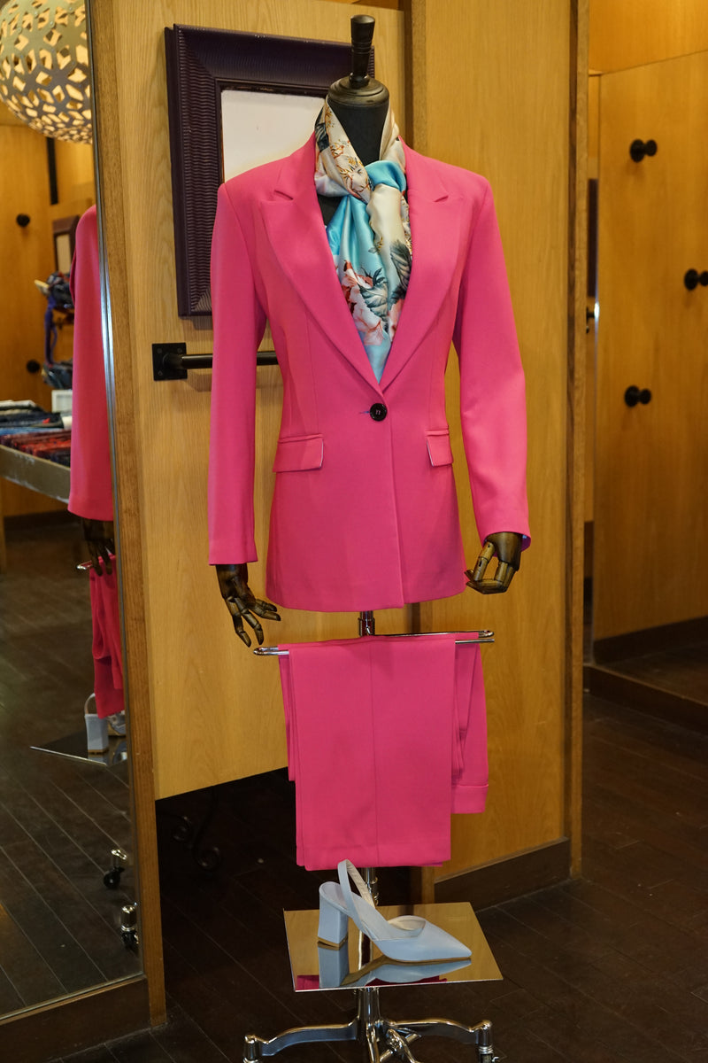 Pink Avanti Milano Peak Lapel Two Piece Suit